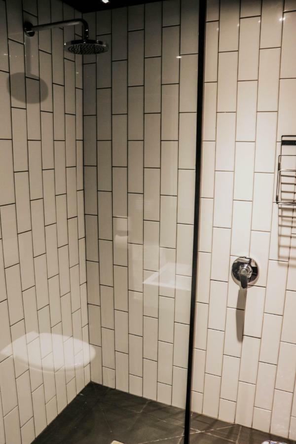 Wex1 - Modern, Iconic, Pool, Gym, Wifi, Secure Parking Lejlighed Kapstaden Eksteriør billede